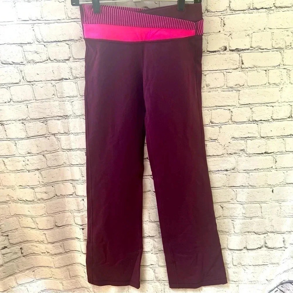 Lululemon Burgundy Red‎ and Pink Boot Cut Style Leggings Size 8 - Picture 1 of 7
